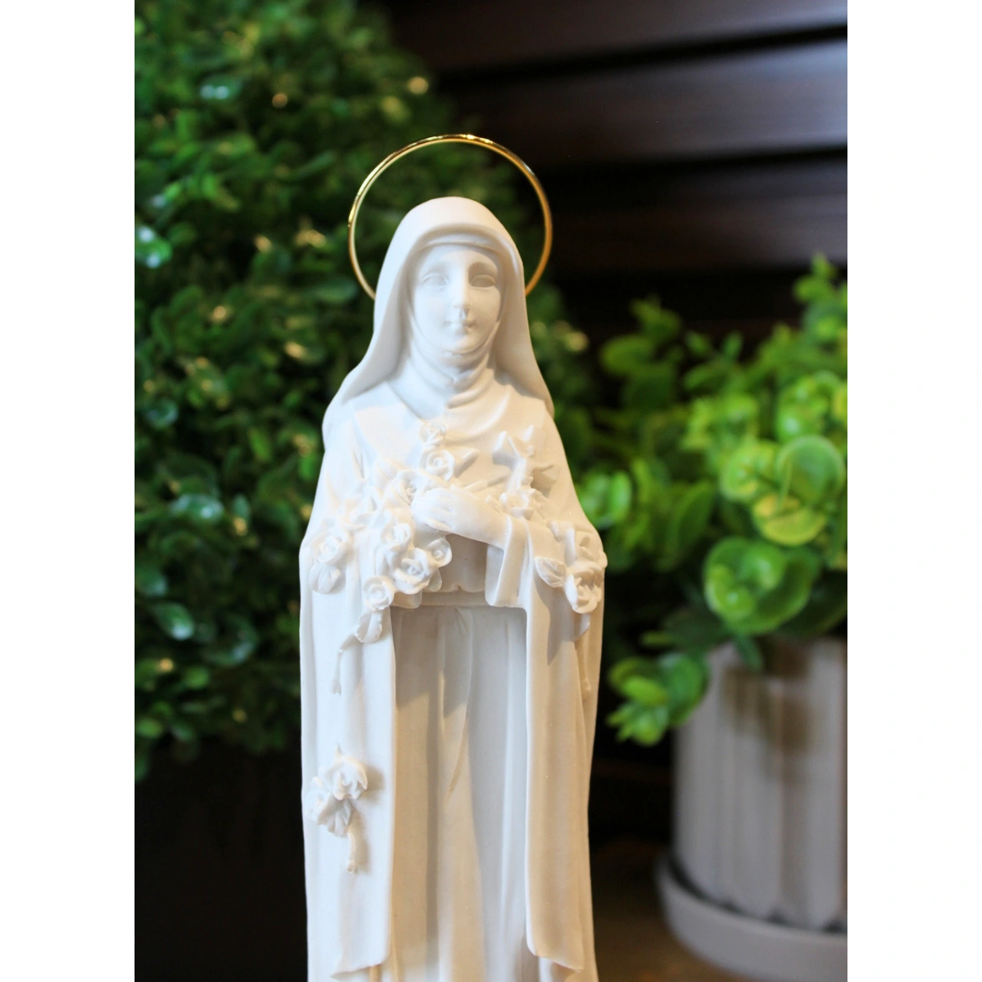 Santa Terezinha - Pó de Mármore - 20cm - com resplendor banhado a ouro - Imagem 2