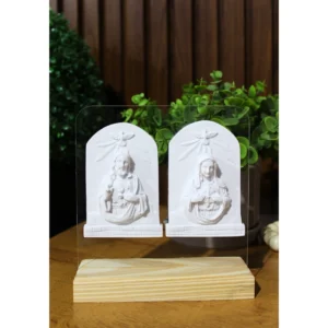 Acrilico com Placa Sagrado e Imaculado Coração  - Pó de Mármore - 15x15cm